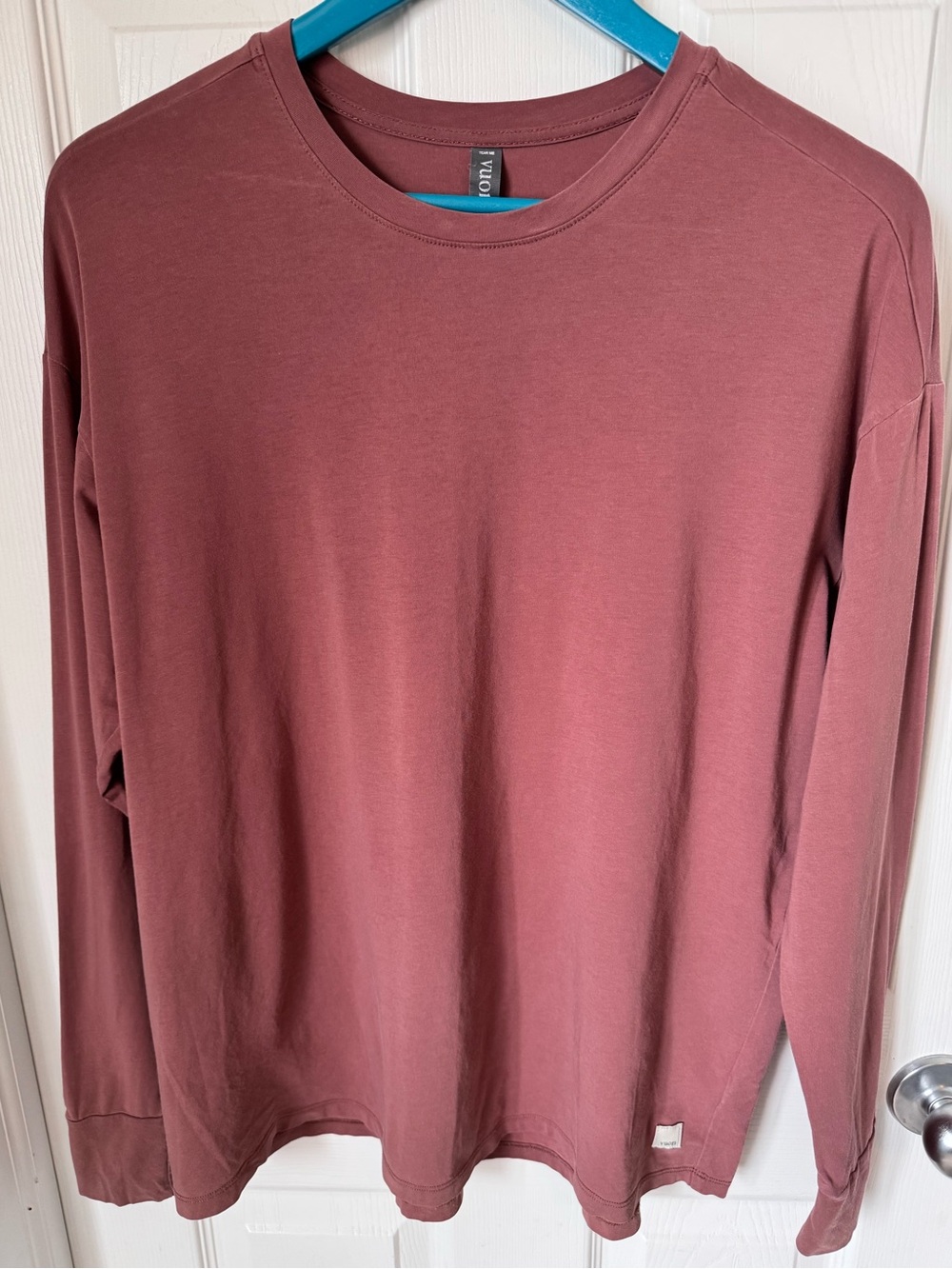Women’s Vuori Long Sleeve Feather Tee Size Small Oversized Relaxed Fit